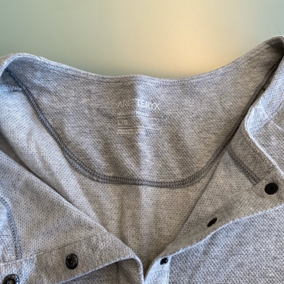 Arcteryx Sirrus LS henley, size Large - Picture 3 of 4